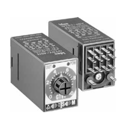 IDEC GT5Y-2SN3D12 ON Delay Timers 30VDC