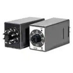 IDEC GT5Y-4SN3D24 ON Delay Timers 30VDC