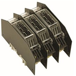 Mersen K-NH3G3PSHB Fuse Base With Fully Shrouded Kit NH3 Fuse 630A 690VAC/DC 3-P IP20 Enclosed Base IP20 Terminals