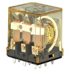 IDEC RH3B-DC125 Power Relay 3PDT 125VDC Coil 10A Blade Terminal