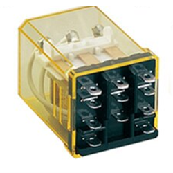 IDEC RR3P-UAC110 Power Relay 3PDT 110VAC Coil 10A Pin Terminal
