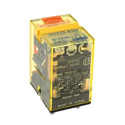 IDEC RU42S-D-D12 Plug-In Universal Relay 4PDT 12VDC Coil 3A