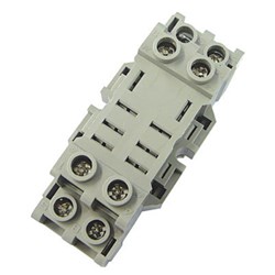 IDEC SH2B-05C Finger Safe DIN Rail Mount Socket 300V Screw Terminal DIN Rail Mount