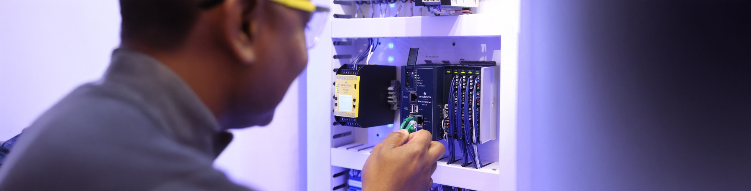 Emerson Compact Controllers 