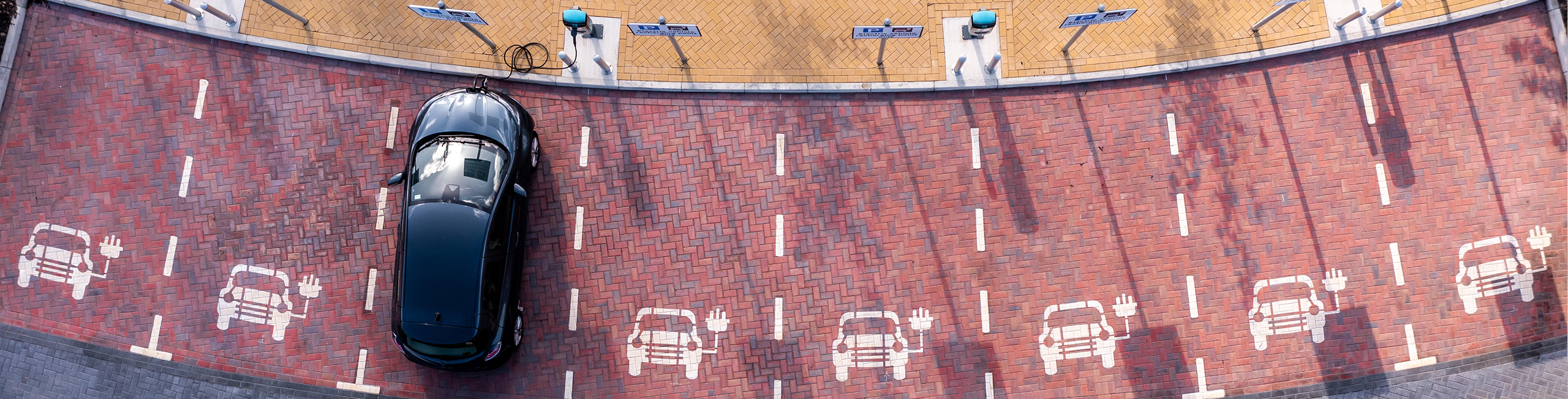 Understanding the Use of Terminals and Connectors in Electrical Switchboards