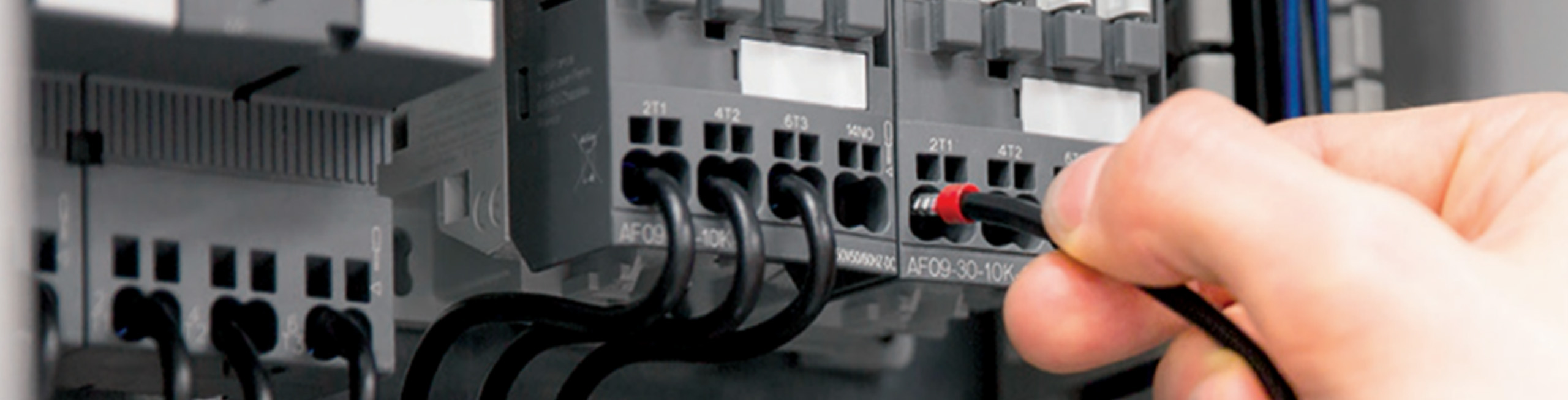 Motor Starting Solution with Push-in Spring Terminals